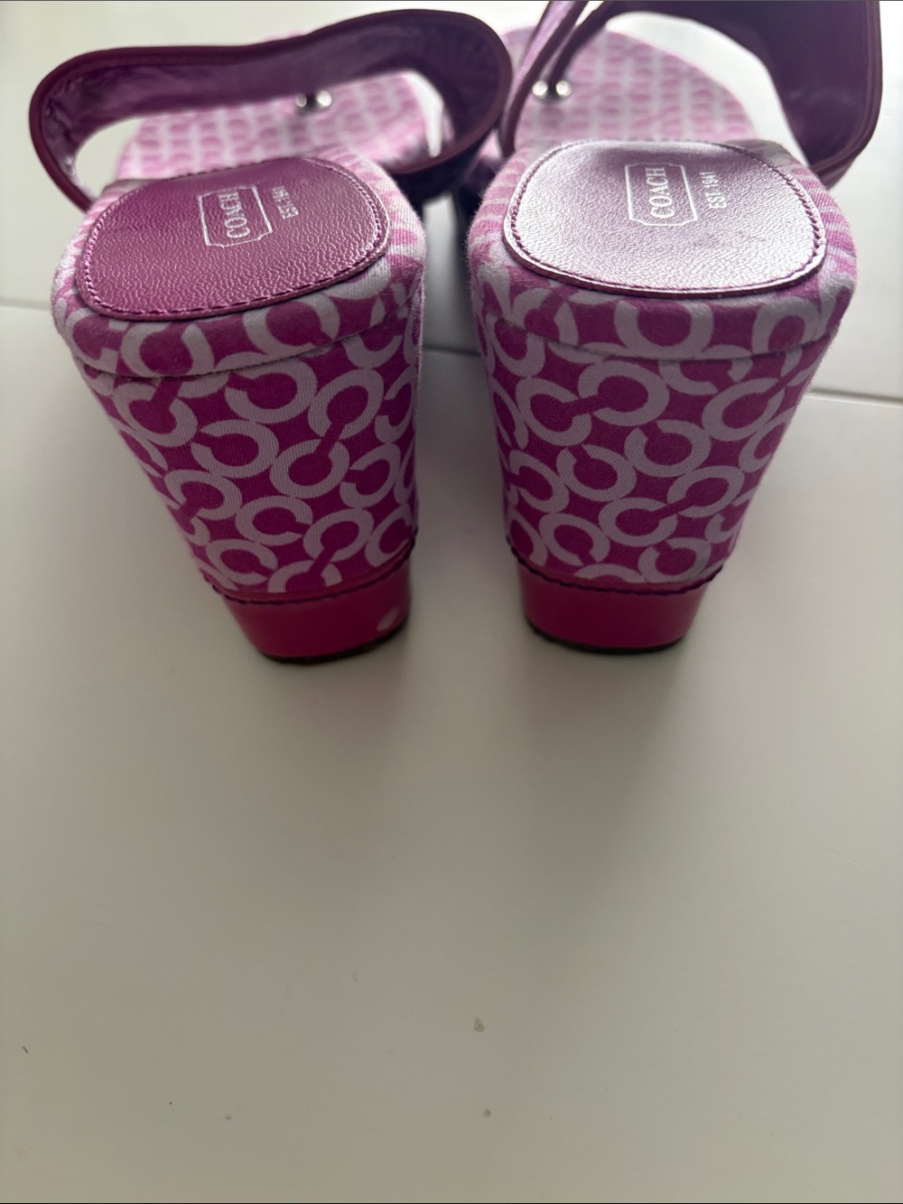 COACH Womens Pink Signature Wedge Flip Flop Sandals - Picture 4 of 5